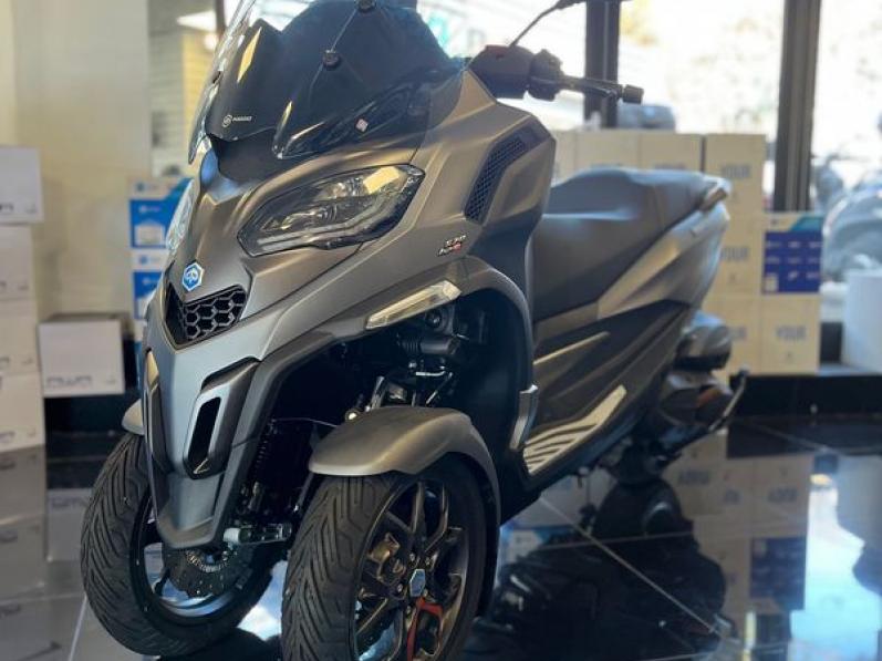 PIAGGIO MP3 530 HPE 290 KMS ETAT NEUF 2025